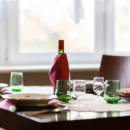 Przestronny Apartament Z Wanna Poznaniu Bukowska 134A By Heyrent Познань