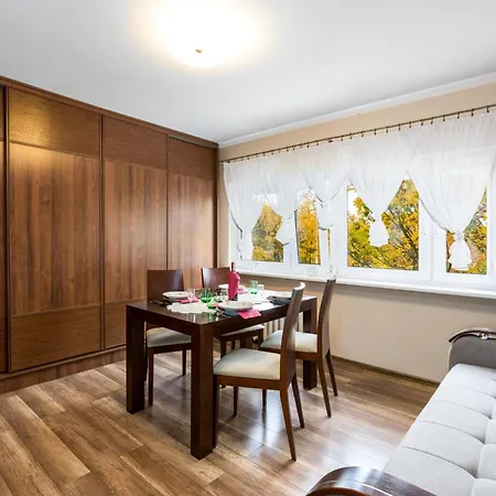 Przestronny Apartament Z Wanna Poznaniu Bukowska 134A By Heyrent Апартаменты *
