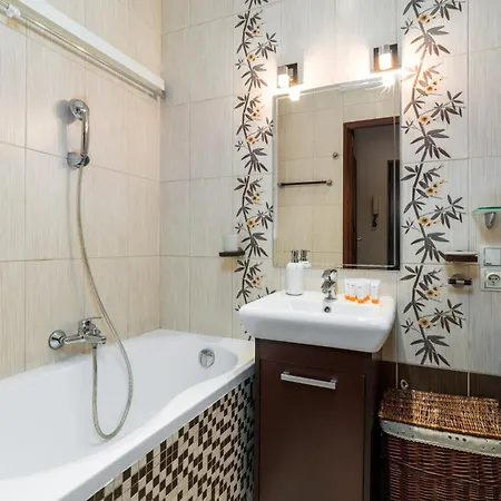 Przestronny Apartament Z Wanna Poznaniu Bukowska 134A By Heyrent Апартаменты