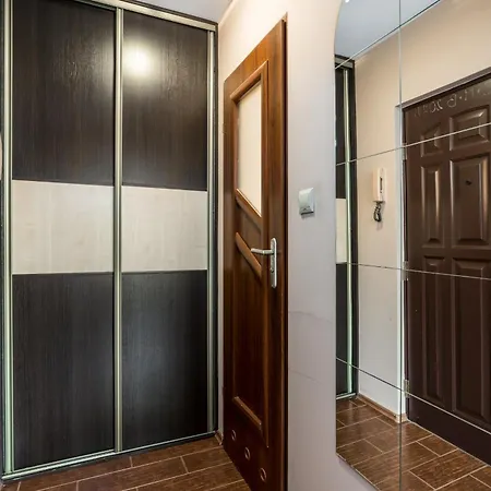 Przestronny Apartament Z Wanna Poznaniu Bukowska 134A By Heyrent Апартаменты